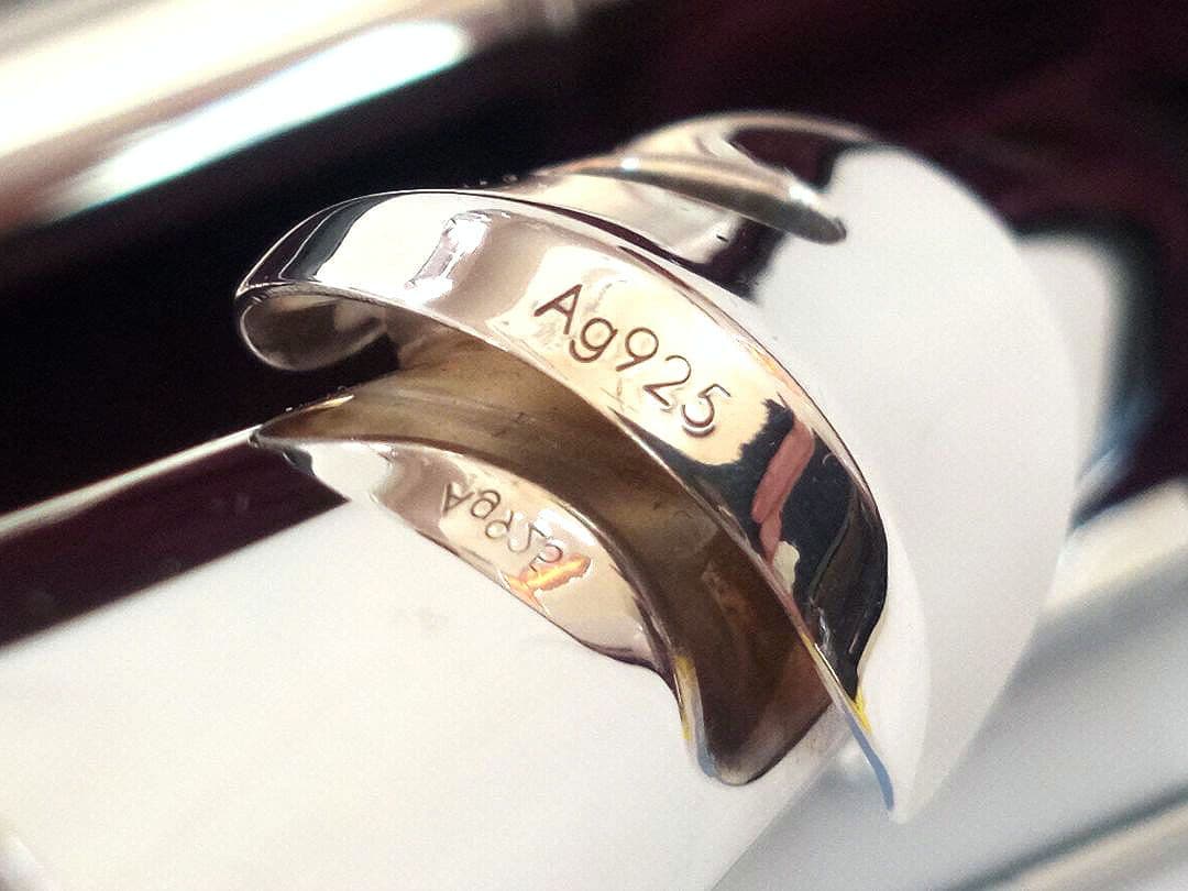 ♦最終価格♦ほぼ未使用♦後期モデル♦リップ銀♦ヤマハフルートYFL211PS