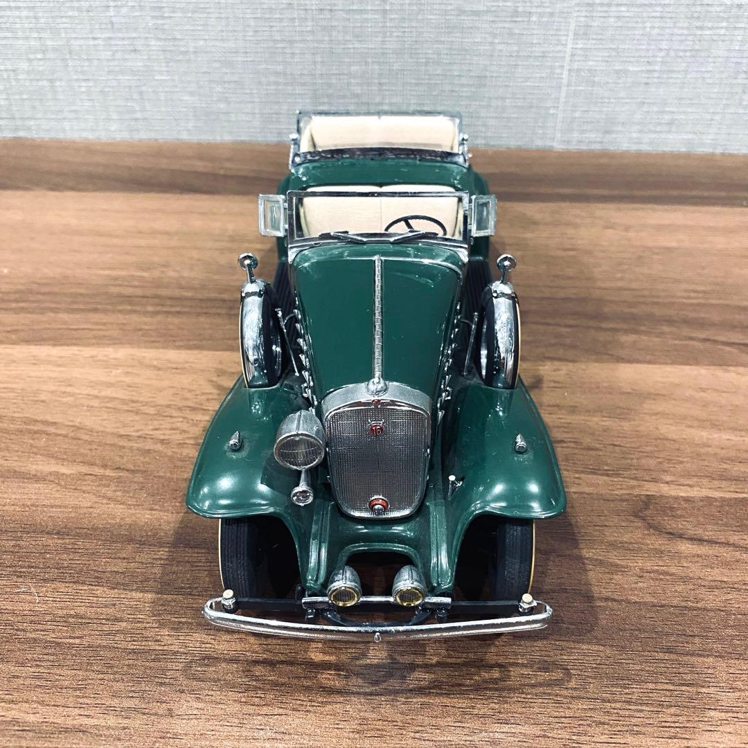 【ダンバリーミント】1932年型　キャデラックv-16 スポーツフェートン