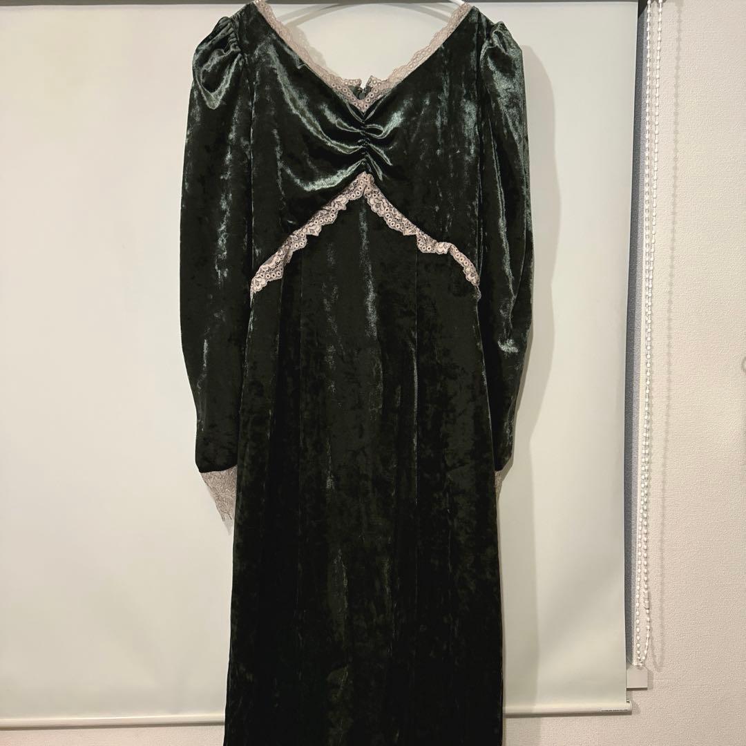 お値下げ依頼承諾済み　etoll. クラッシュベロアランジェリー風ドレス