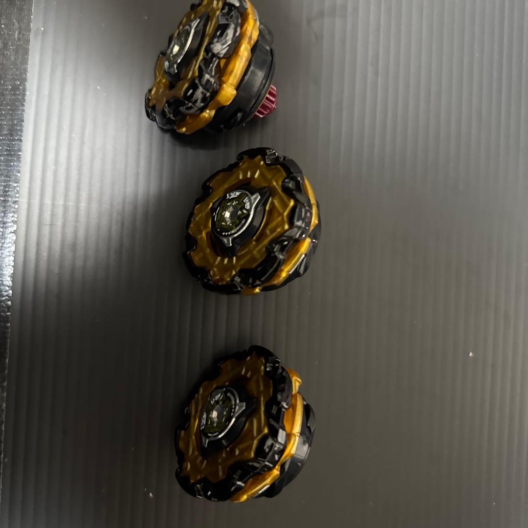 専用商品 ベイブレードx アシストブレードW、エンペラーマイト