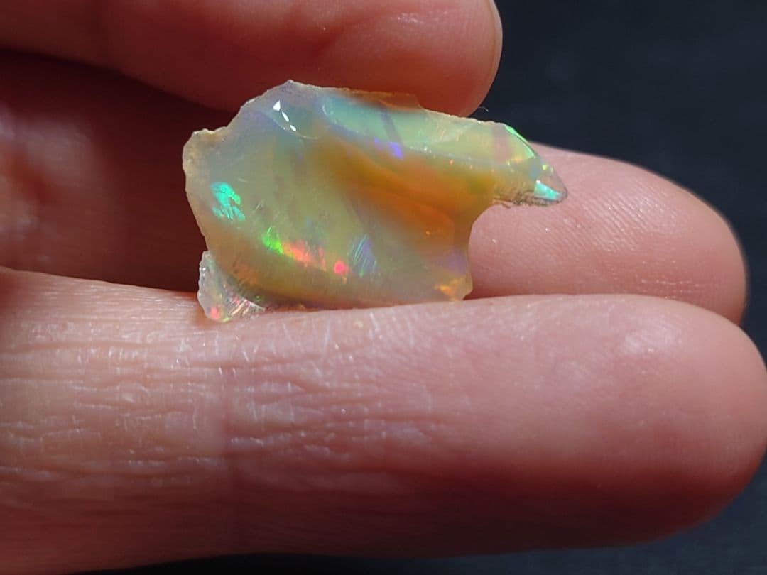 エチオピアウェロ産 オパール ジュエリーグレード 原石 鉱物標本