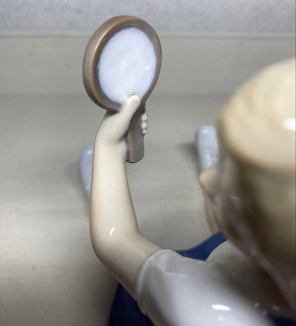 Bing & Grøndahl ビング・オー・グレンダール 鏡を見る少女 置物