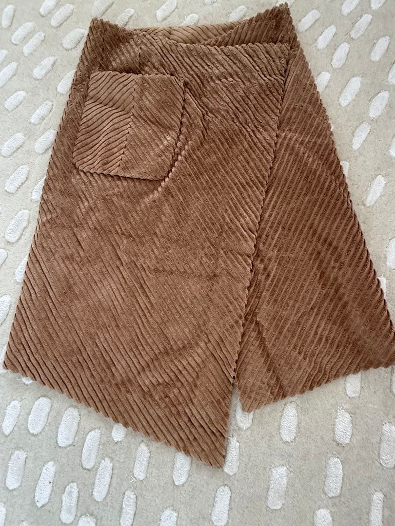 マルジェラ　アシメトリーラップスカート