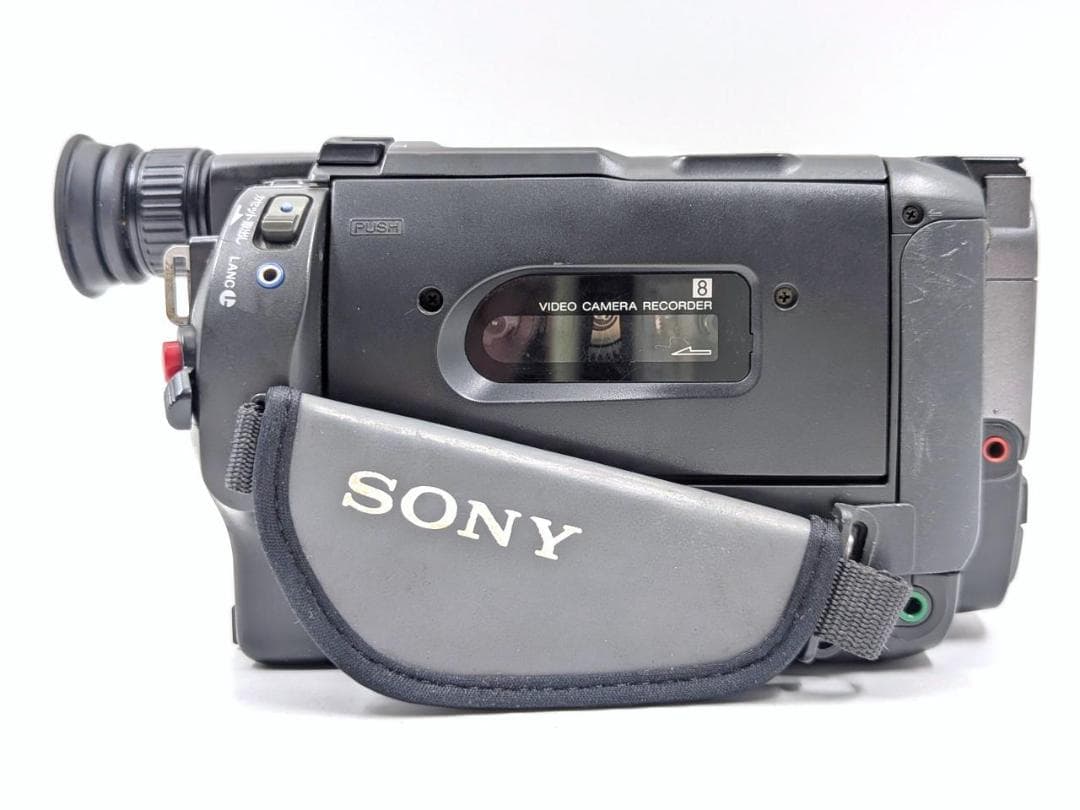 8mmテープのダビングに！ SONY ビデオカメラ CCD-TRV425 01