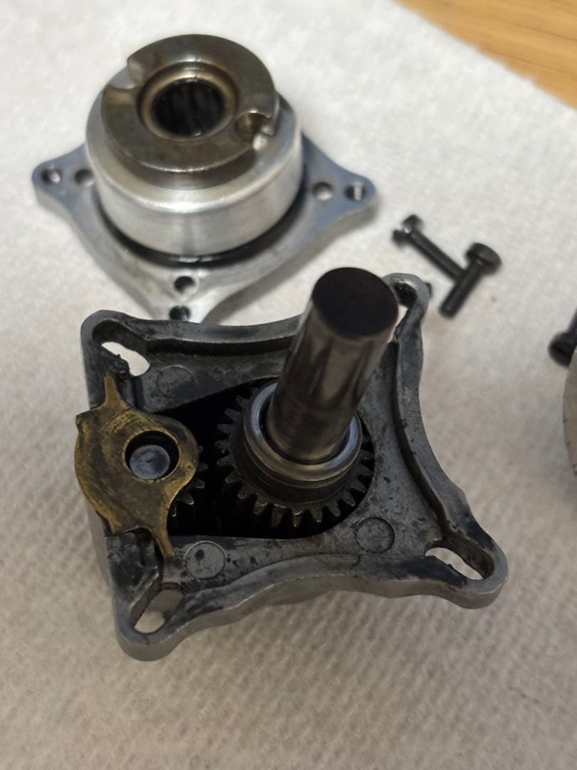 森*ん様 ノバロッシNovarossi M 28 エンジン ジャンク部品取り