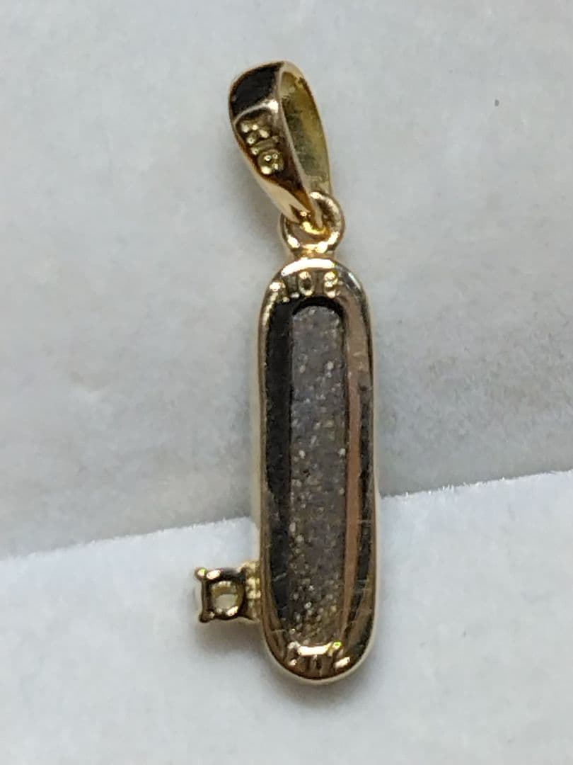 専用◆k18プチボルダーオパール、ダイヤモンドつきペンダントトップ