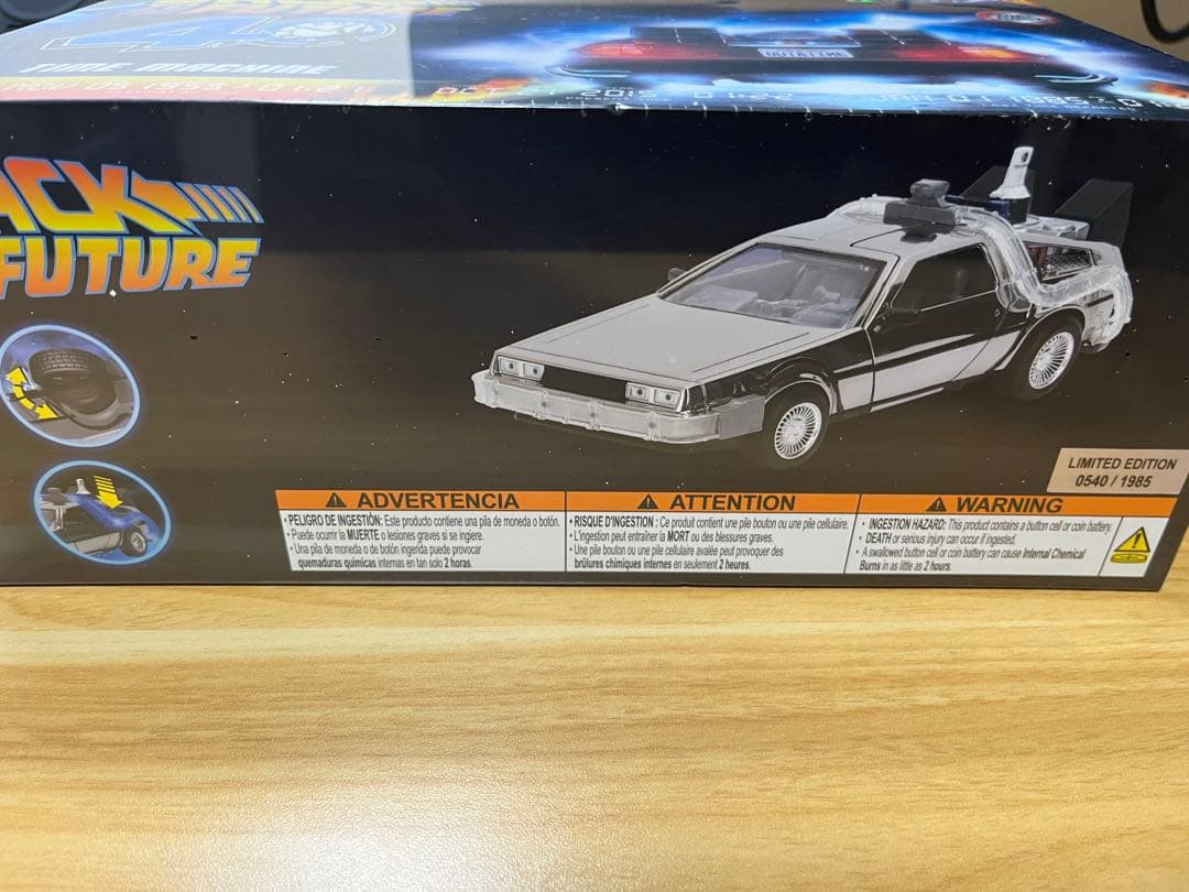 【限定バッジ2個付】BTTF デロリアン 1/24 JADA クロームメッキ仕様