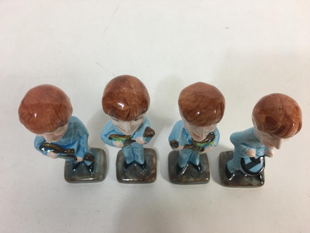 ☆ビートルズ 陶器製 人形 4体セット 手塗 レア 希少 アンティーク雑貨