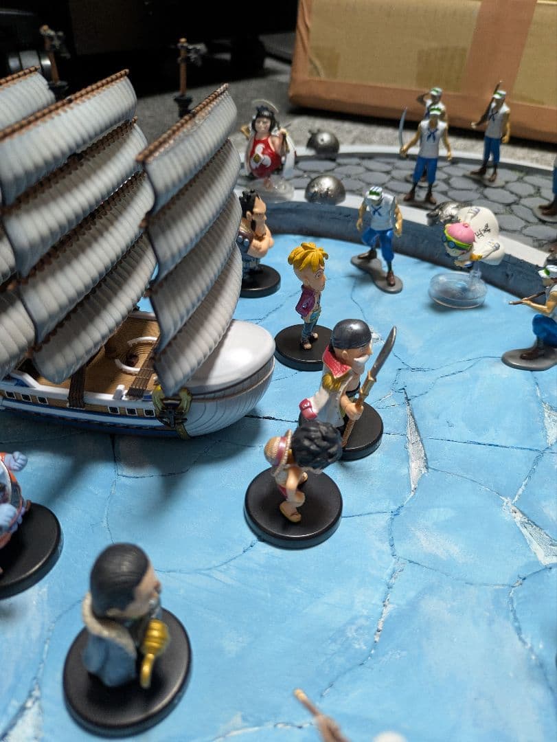 【送料込み】ジオラマ ワンピース 海軍本部 マリンフォード 頂上戦争