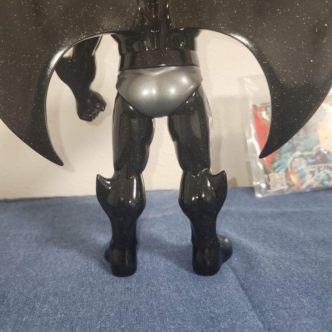 墓場の画廊　デビルマン　マスク　面取れ　ソフビ　ブラック細かな金ラメ入り