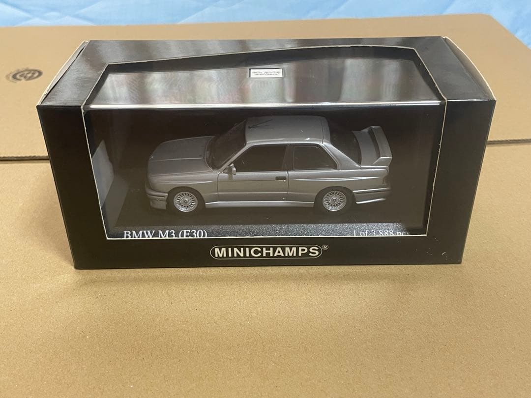 BMW M3 (E30) 1987 Silver 1/43 ミニカー