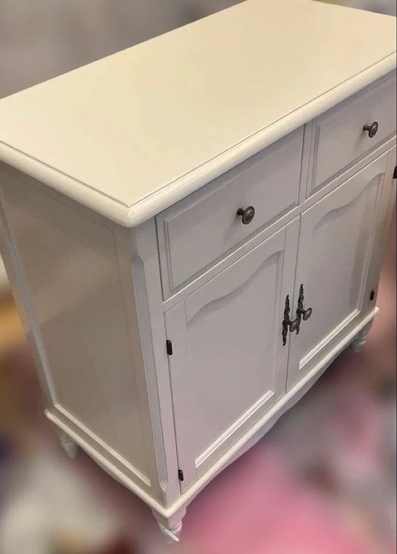 フレンチカントリー調北欧アイボリー木製キャビネット 両開きチェスト