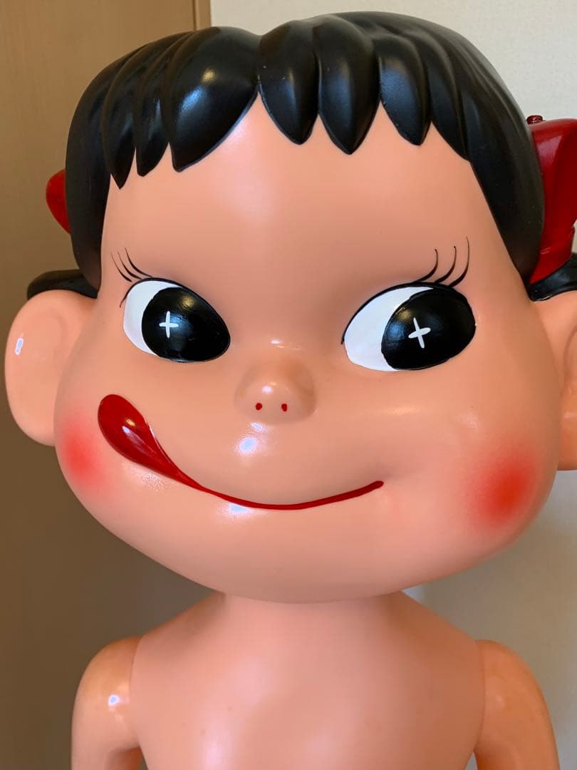 等身大店頭ペコちゃん人形（晴れ着）