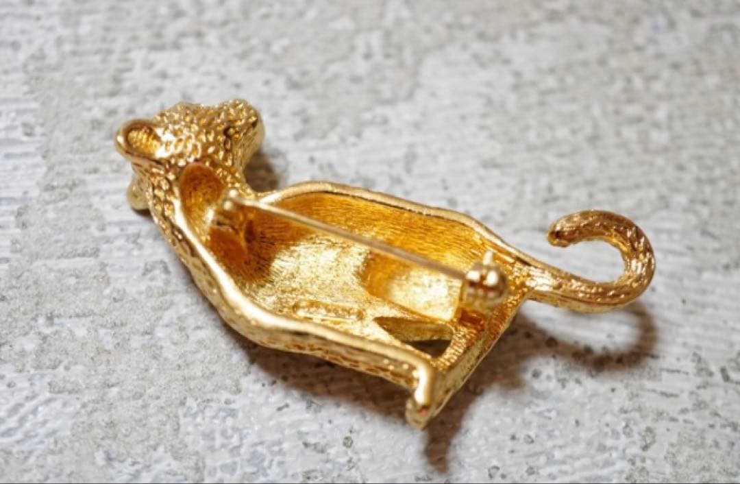 Christian Diorクリスチャンディオールヴィンテージゴールドブローチ