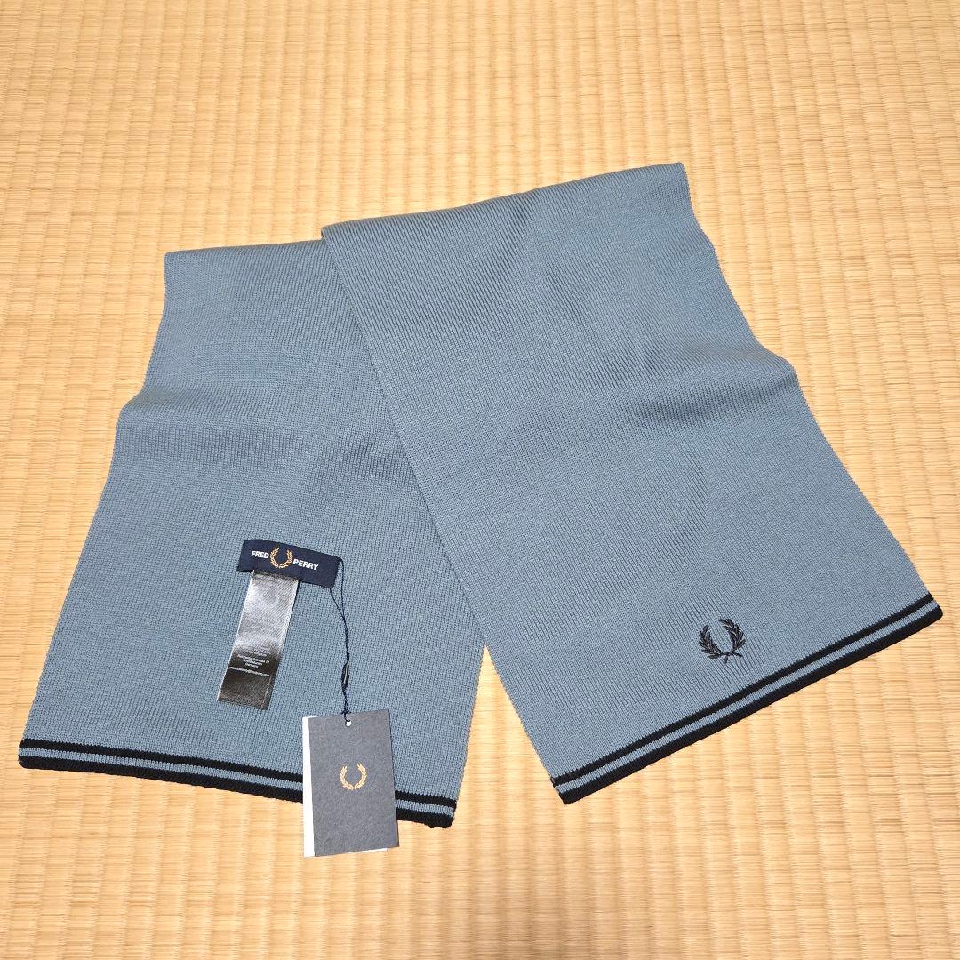 FRED PERRY フレッドペリー マフラー ライトブルー - メルカリ