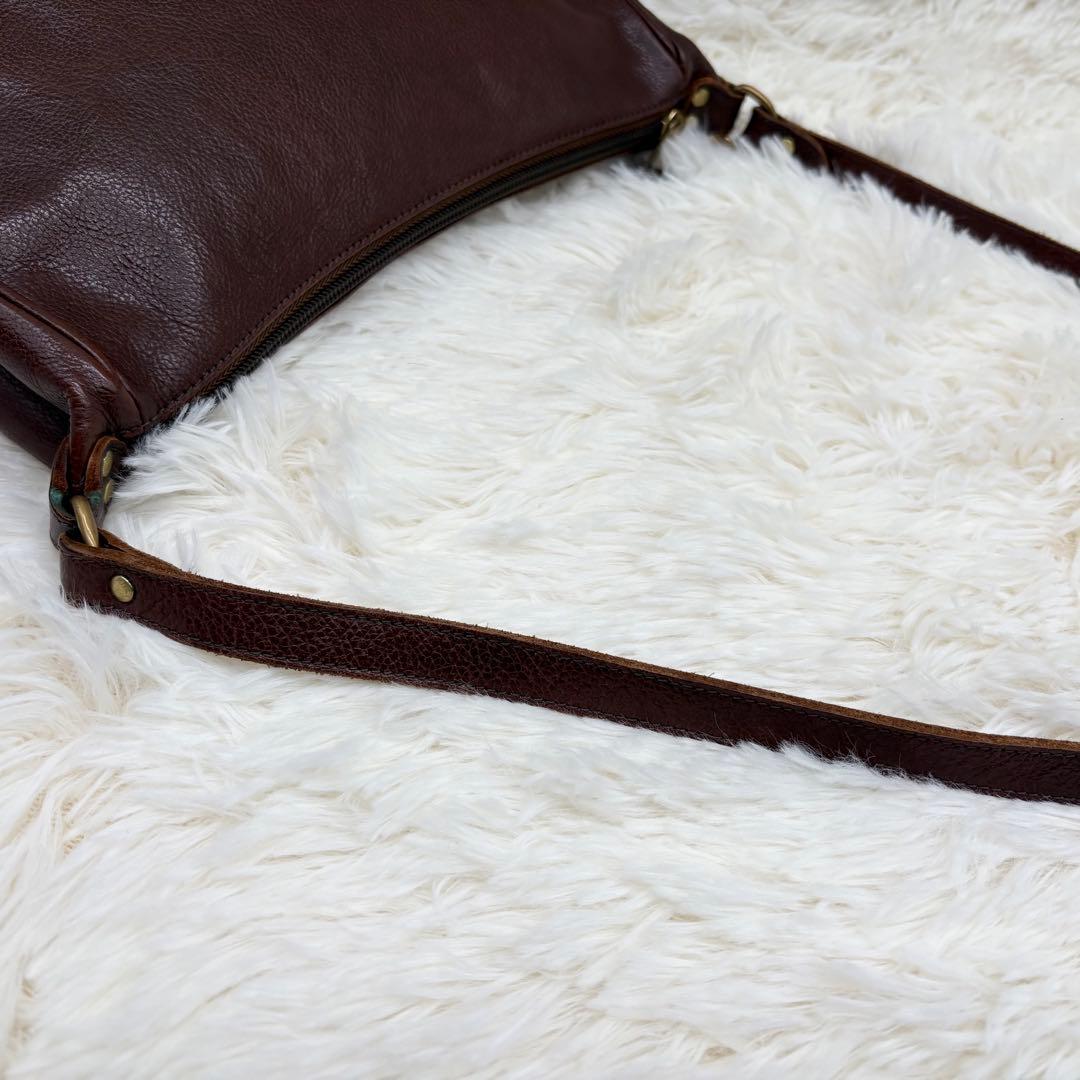 イルビゾンテ ショルダーバッグ ダークブラウン レザー 三日月 イタリア製