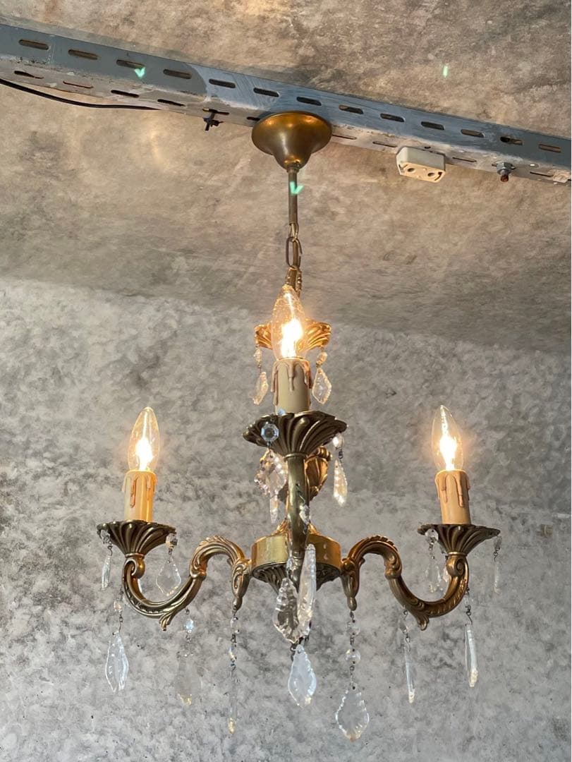 31. フランス アンティーク シャンデリア 3灯 キャンドル ガラスタッセル 31. フランス アンティーク シャンデリア 3灯 キャンドル ガラス