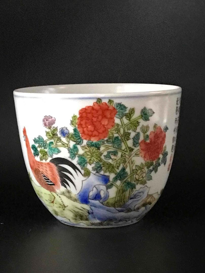 中国骨董 清時代 「大清乾隆倣古」在銘 粉彩闘彩 闘鶏図詩文