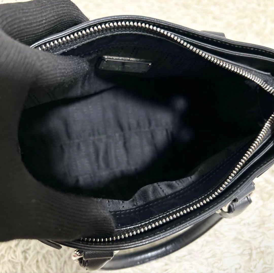 近年モデル フェラガモ ハンドバッグ 2way ガンチーニ サフィアーノレザー