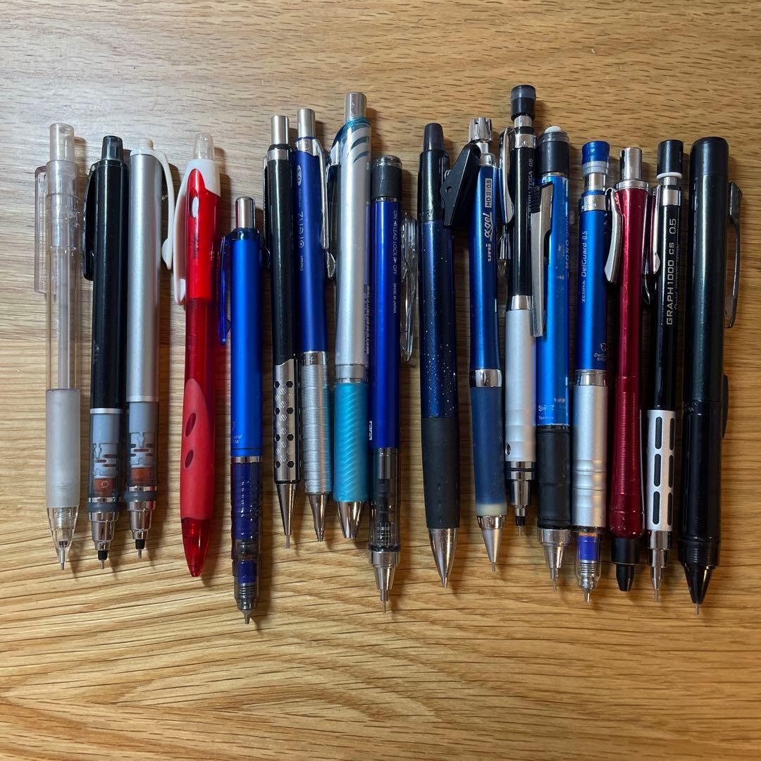 シャーペン筆箱まとめ売り総額約14000円