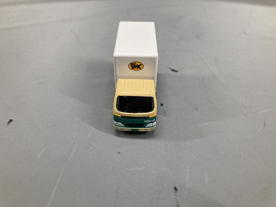 美品 クロネコヤマト非売品 トラック ミニカー 3台セット