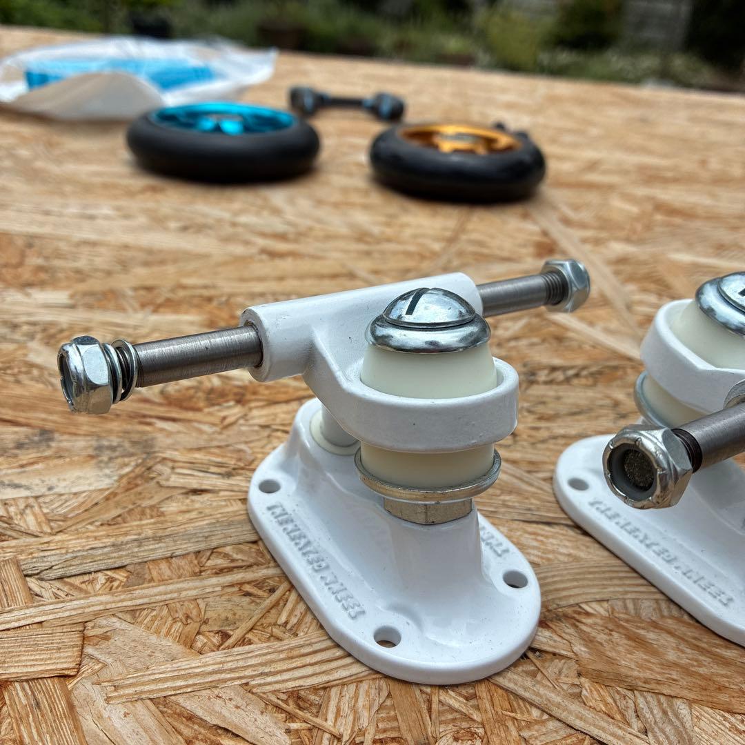 EXTREME-J 様POLARIZER TRUCKS set