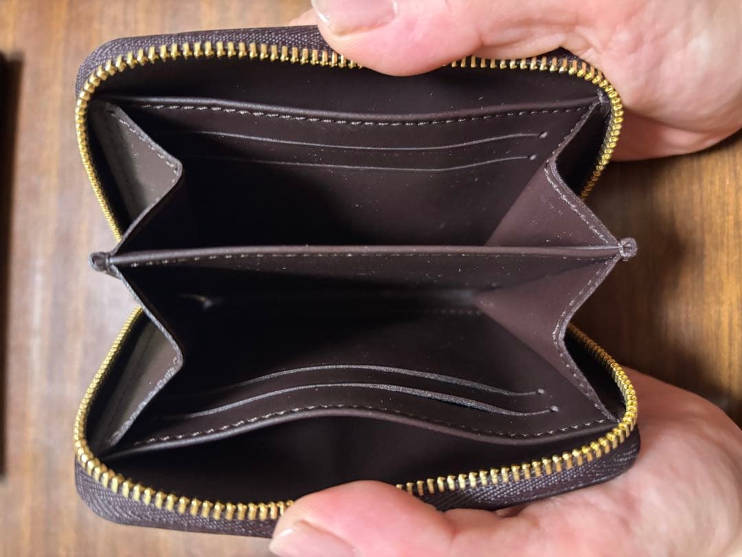 ✨新古品✨ルイヴィトン　ジッピーモノグラム　ヴェルニ　ボルドー系