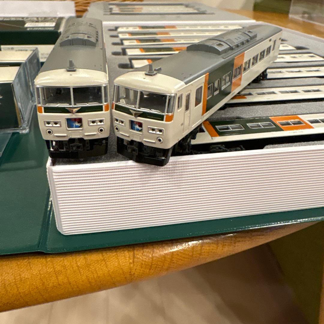 KATO 10-219/220/225 185系0番台踊り子新塗色15両フル③ - メルカリ
