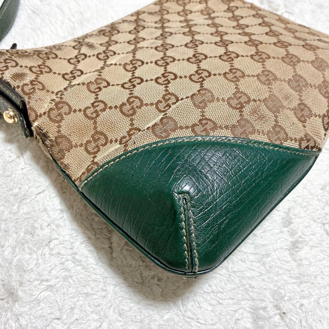 GUCCI グッチ　ショルダーバッグ シェリーライン　ホースビット