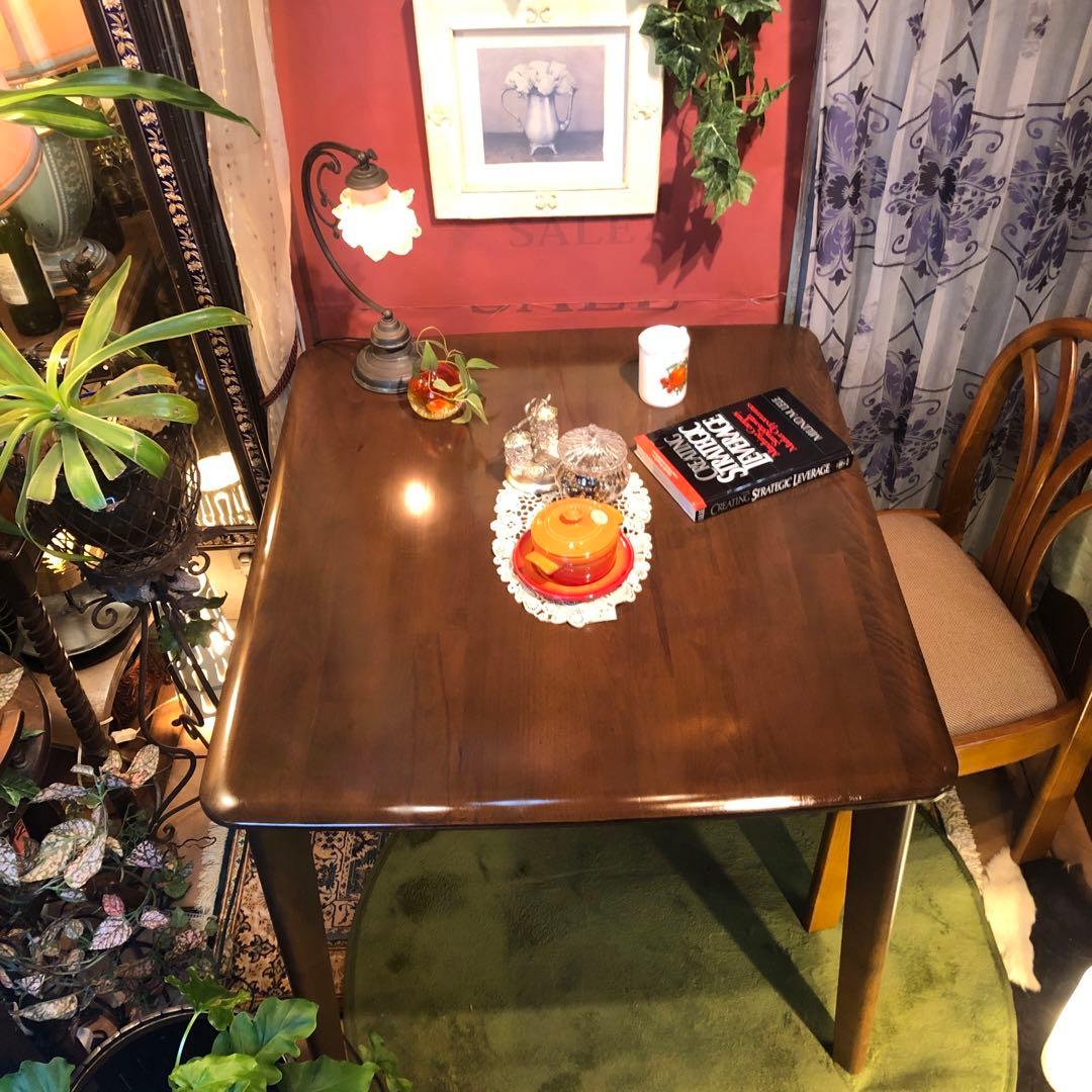 美品　ダークアルダー　ソリッド　テーパードレッグ　ダイニングテーブル