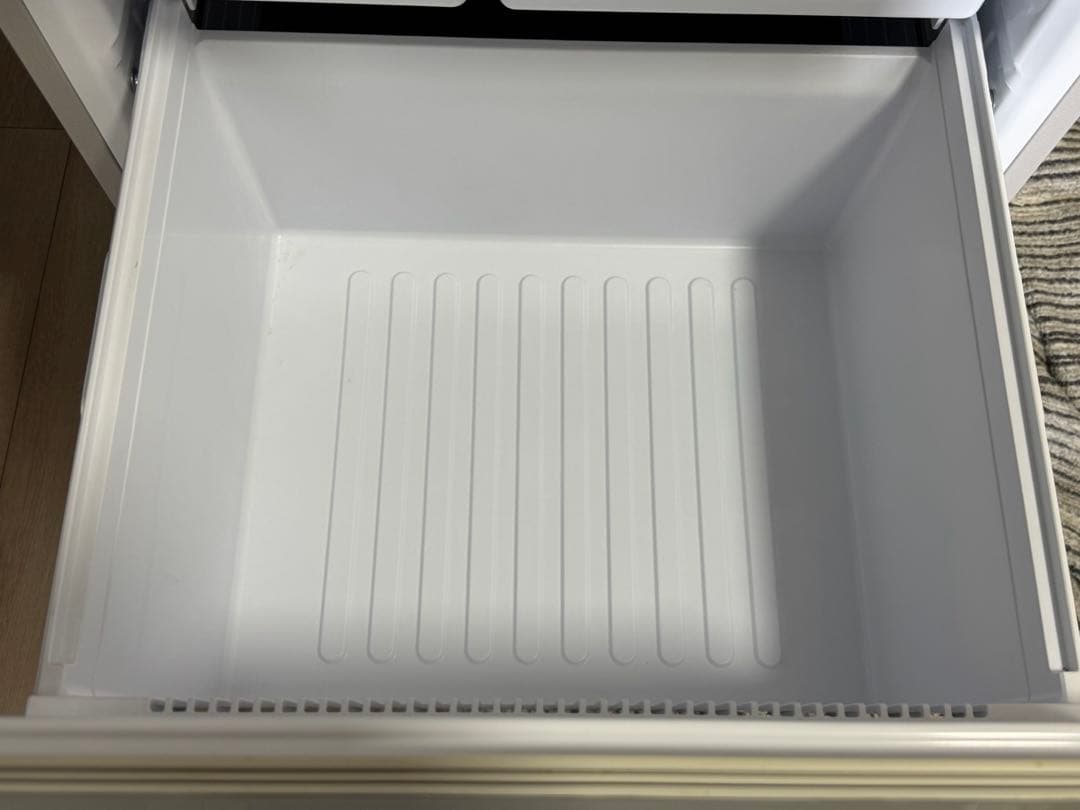 シャープ SHARP 大型冷蔵庫 SJ-W352E-S 350L 自己引取1万円