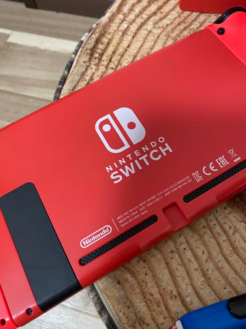 Nintendo Switch ニンテンドースイッチ本体　ネオンレッド　箱無し