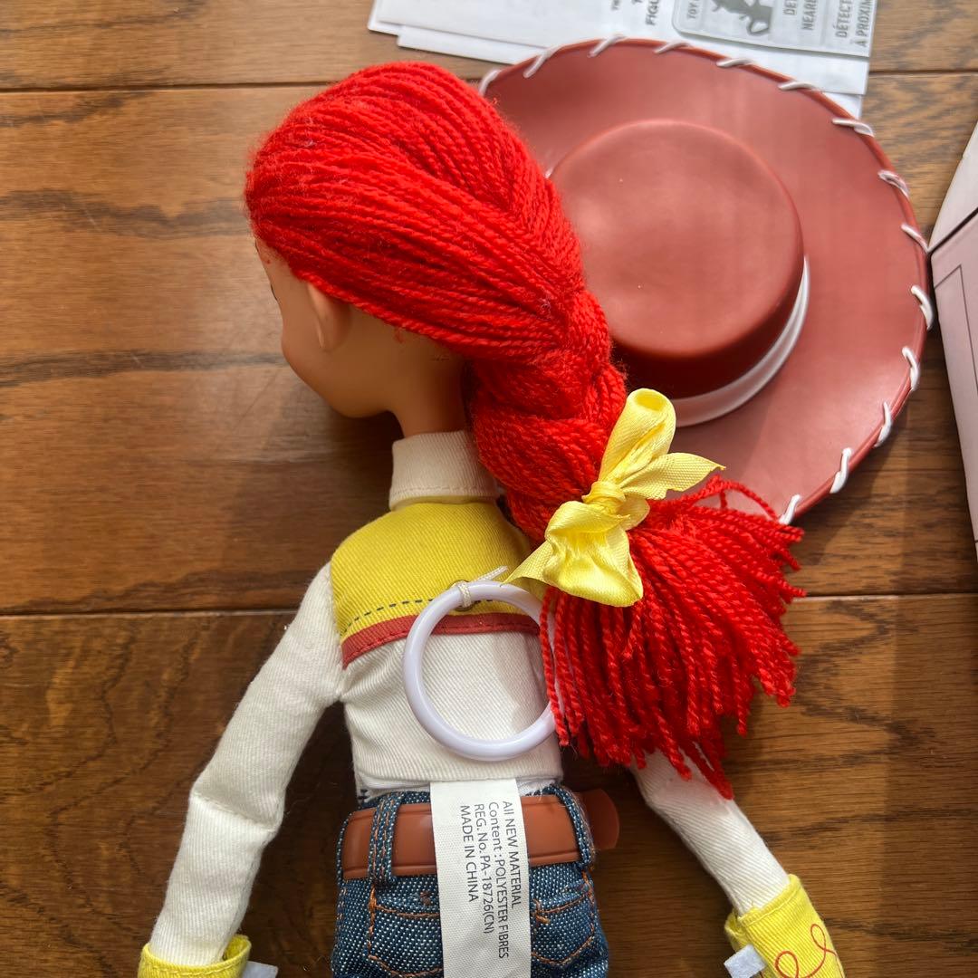 トイストーリー　ウッディ　ジェシー　バズ　3体セット