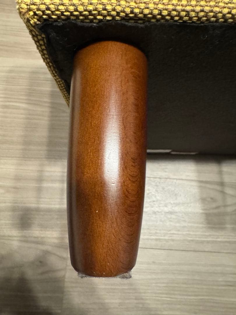 カリモク60　オットマン　マスタードイエロー