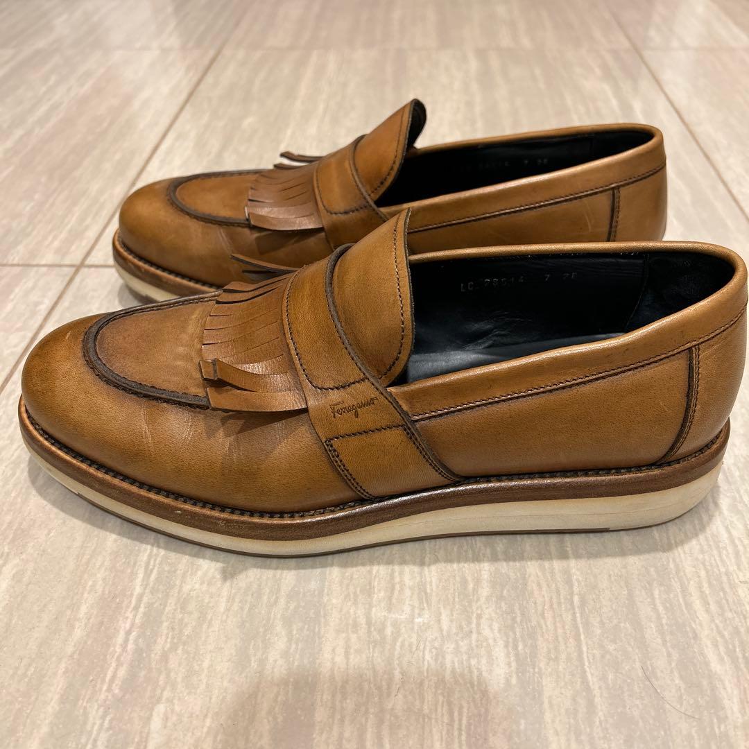 FERRAGAMO フェラガモ ブラウンレザー フリンジローファー UK7 2E