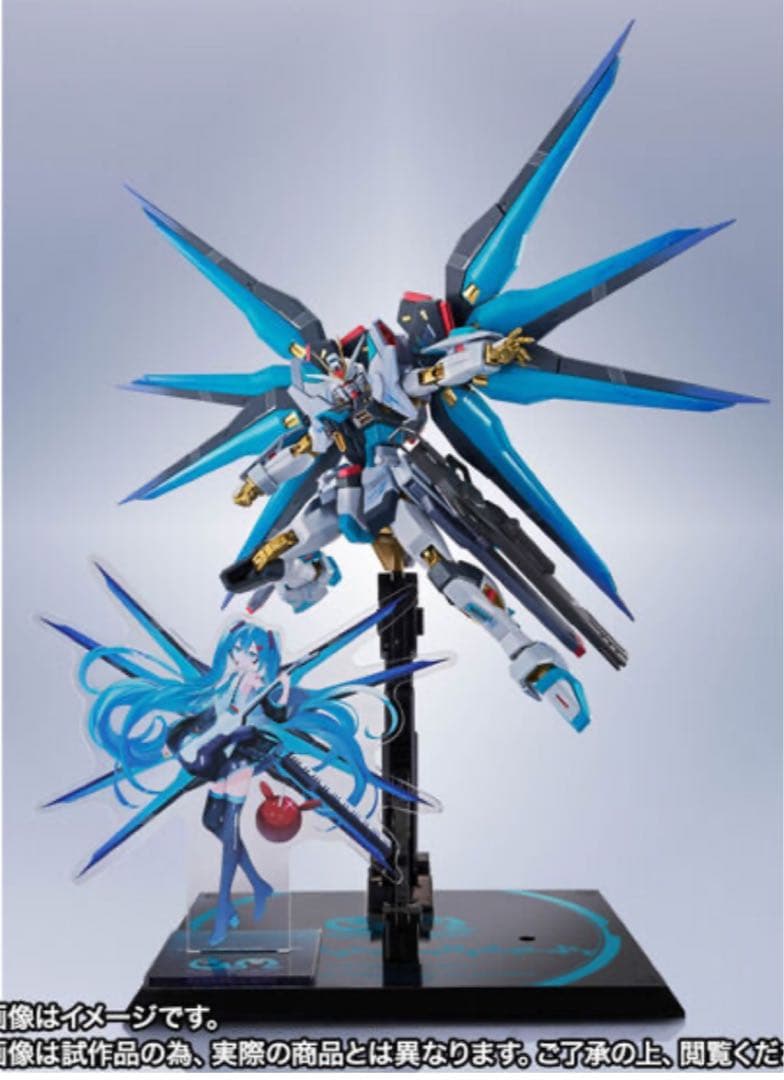 lrobot魂ストライクフリーダムガンダム初音ミク