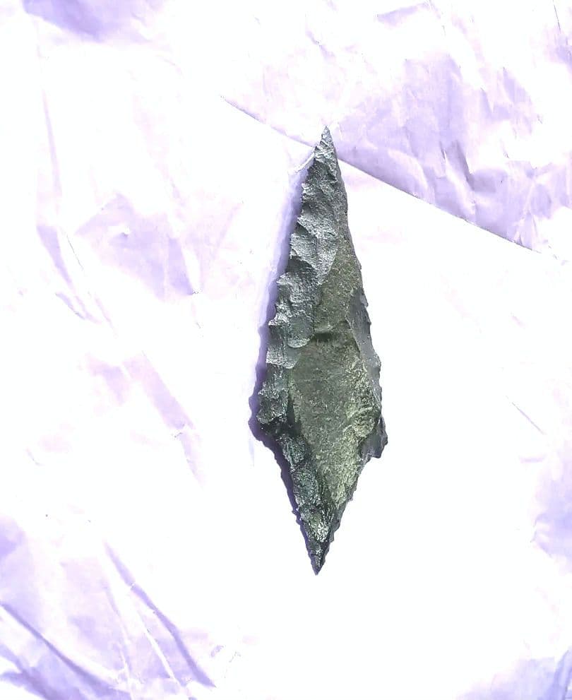 原始人 アイヌ仕様。pro 有舌尖頭器 石器 模写 サヌカイト