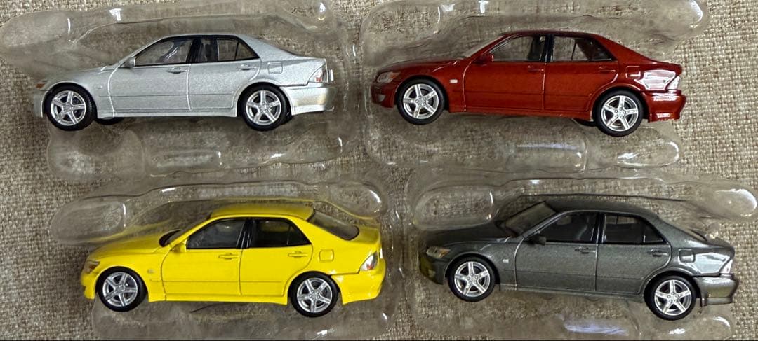 トミカリミテッドビンテージネオ　LV-N232 a,b,c,d 4色セット