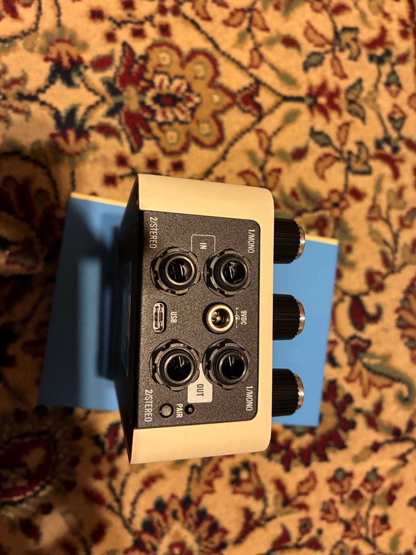 ギター Universal Audio Astra Modulation UAFX