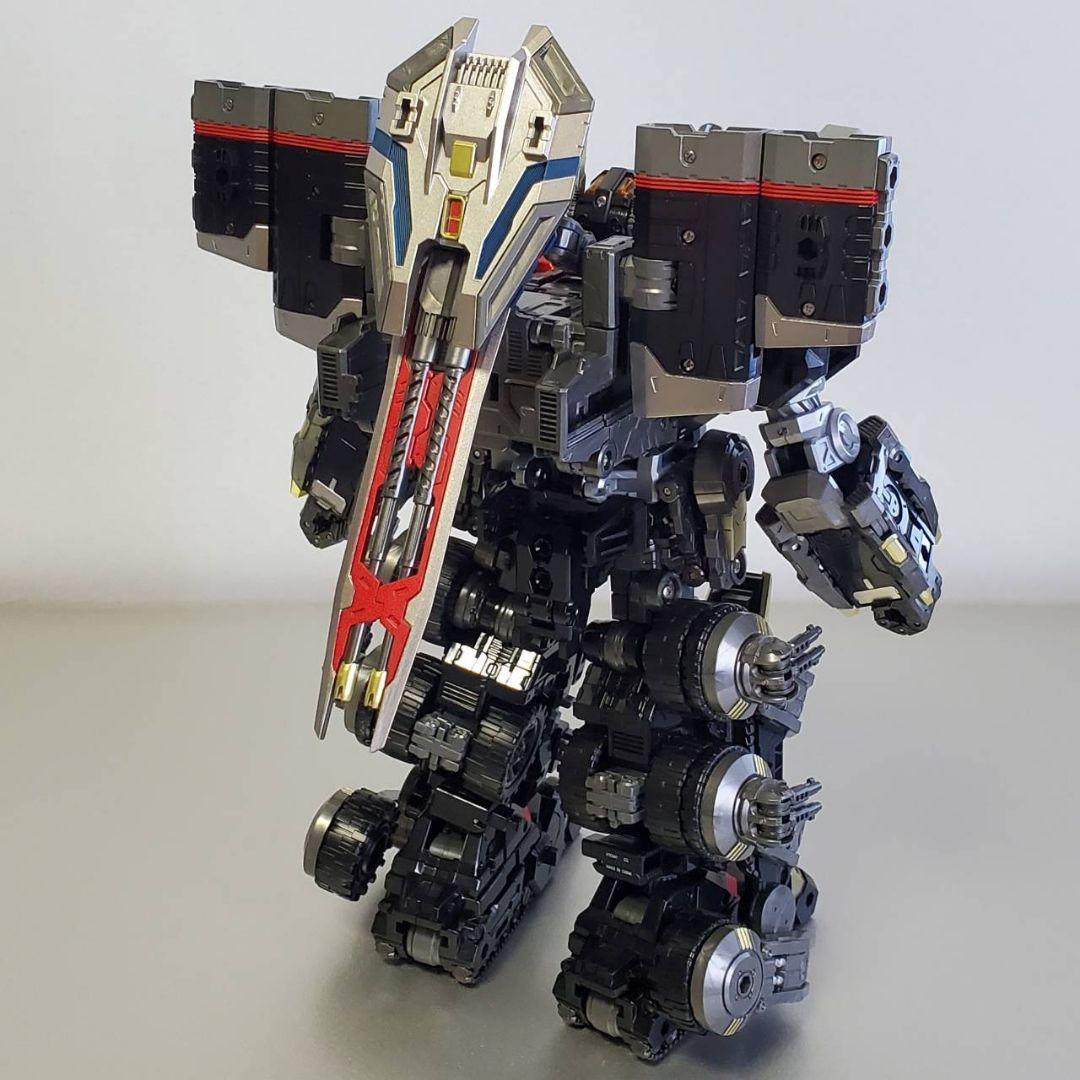 ダイアクロン　バトルコンボイ