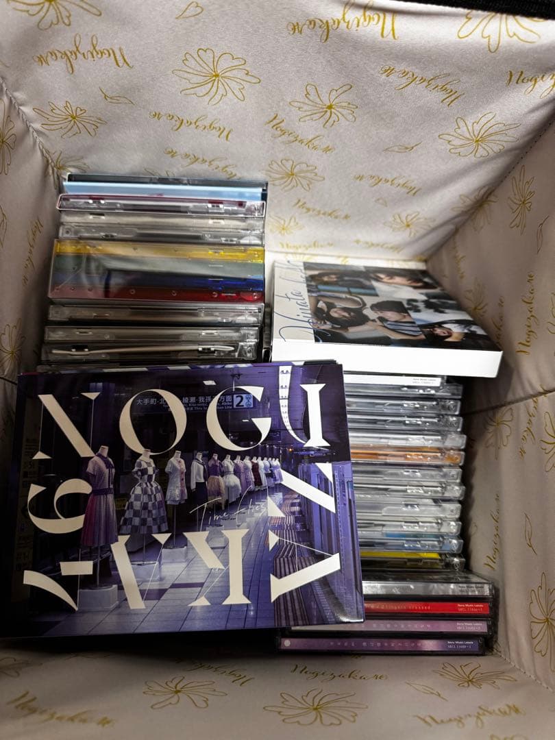 乃木坂46 日向坂46 グッズまとめ売り 最終値下げ 日向坂46 CD Blu-ray