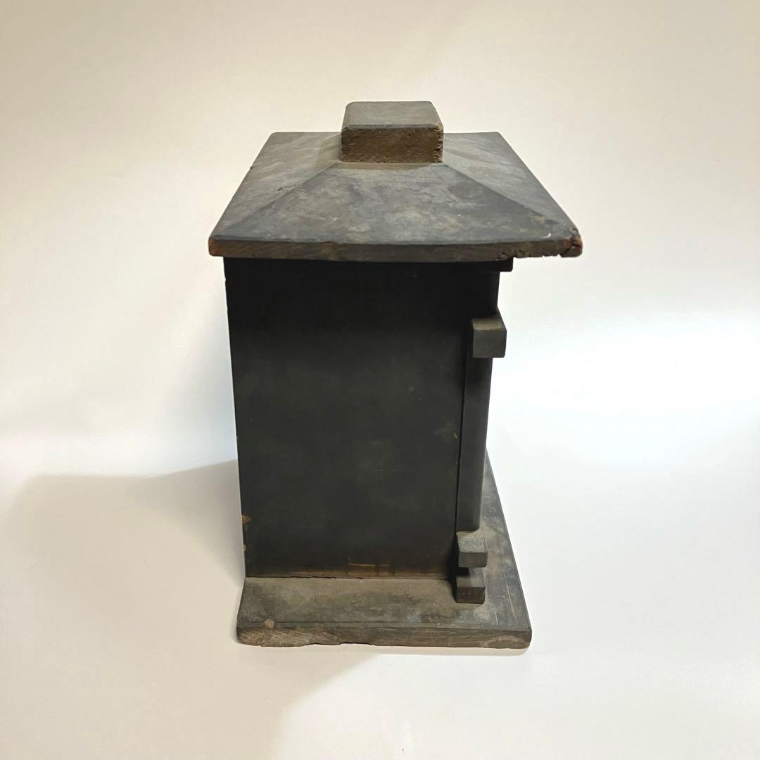 骨董 仏教美術 煤けた古い厨子 小さめ 木製 餝金具 仏具 神棚 民芸