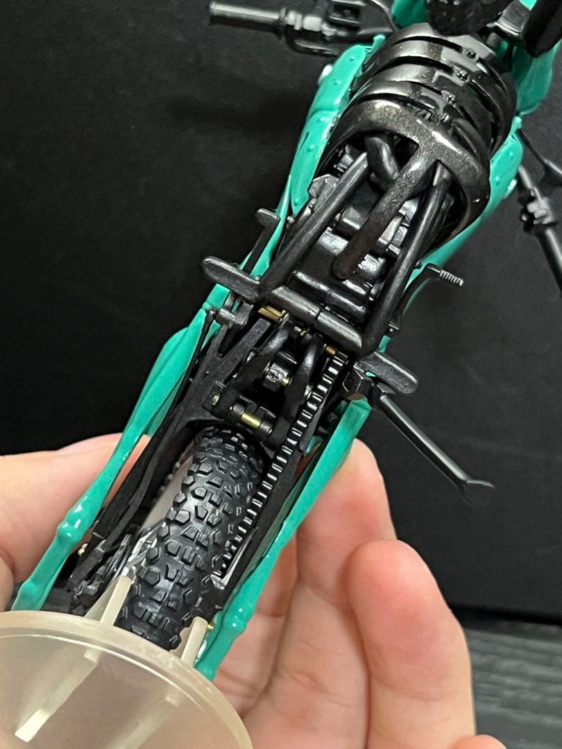 フィギュアーツ真骨彫と組合せ可！仮面ライダーブラックバトルホッパー模型