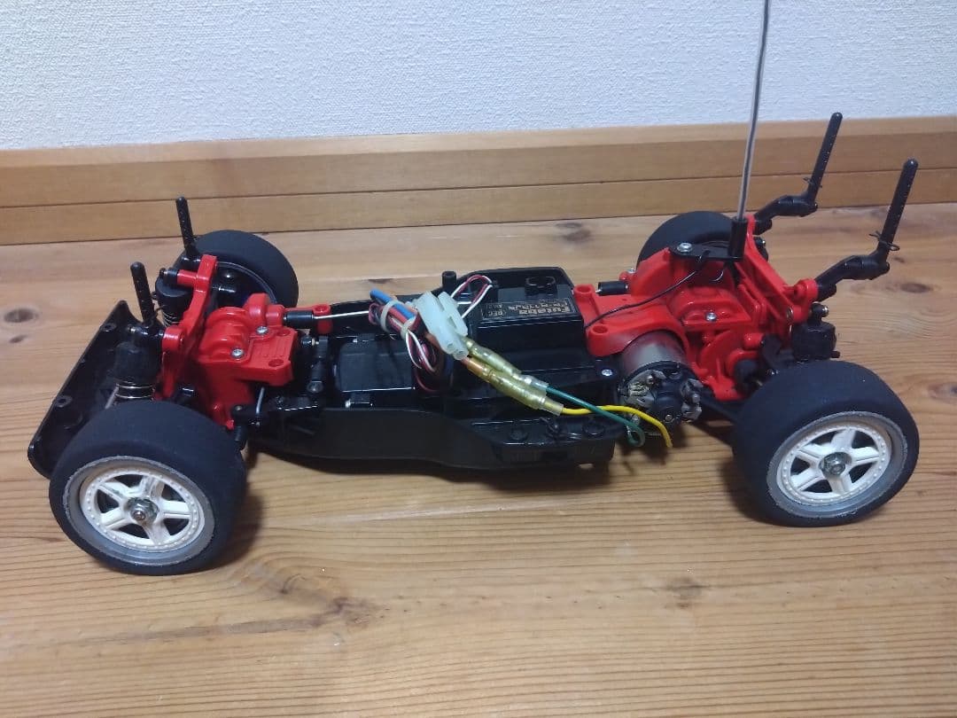 タミヤ TA02 シャーシ タイサン スカイライン GT-R ボディ ジャンク