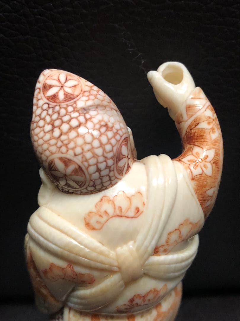 天然素材 マンモス 象牙調恵比寿様 置物 精密彫刻 提げ物 鑑賞