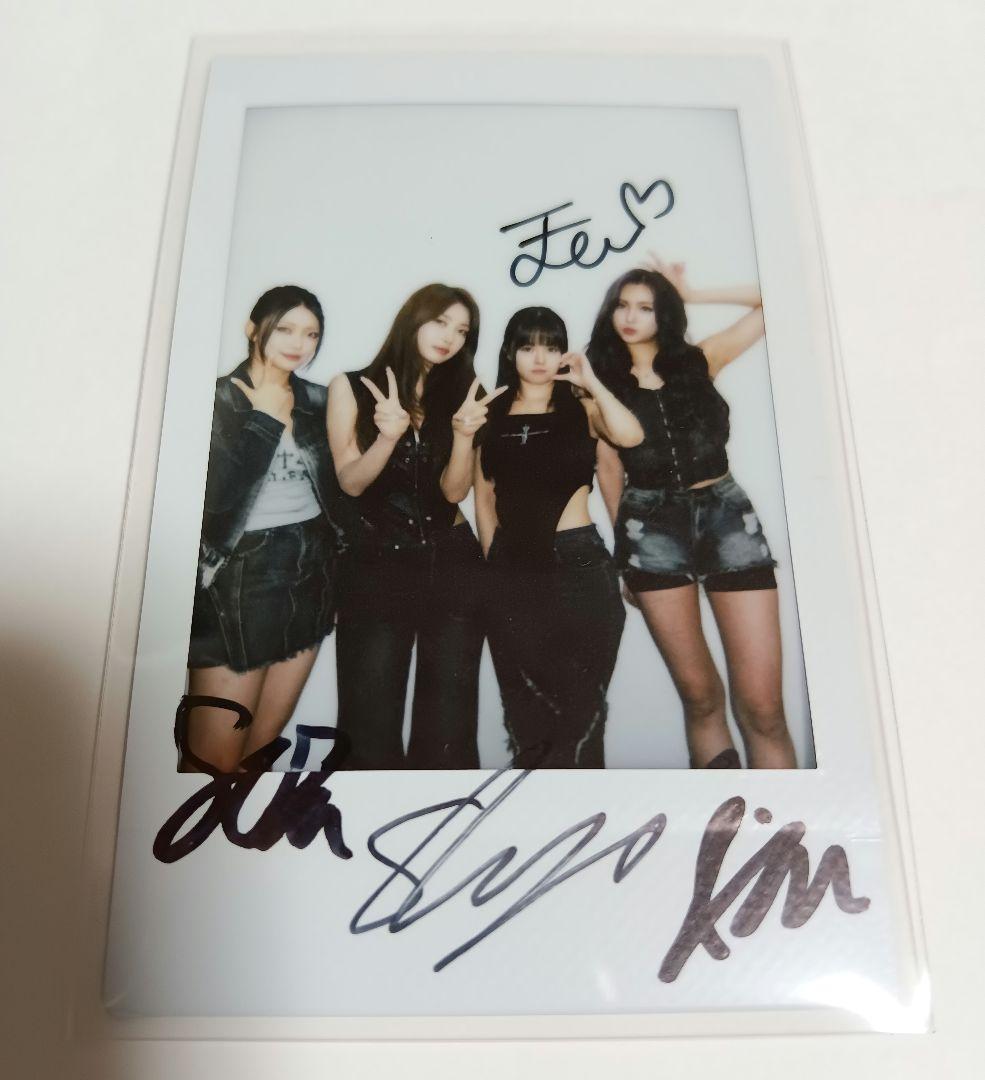 EVERGLOW EVER FOREVER 2025 直筆サイン入りチェキ②