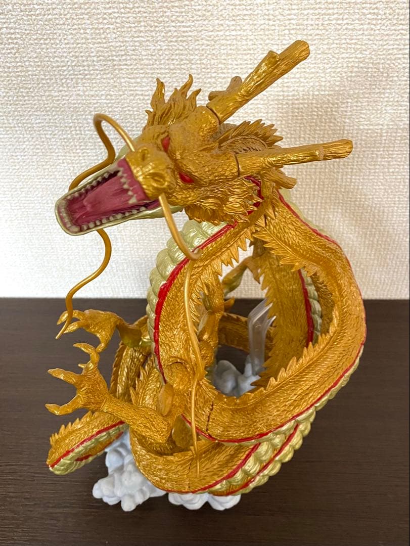 ドラゴンボール　黄金神龍　シェンロン　フィギュア 海外限定