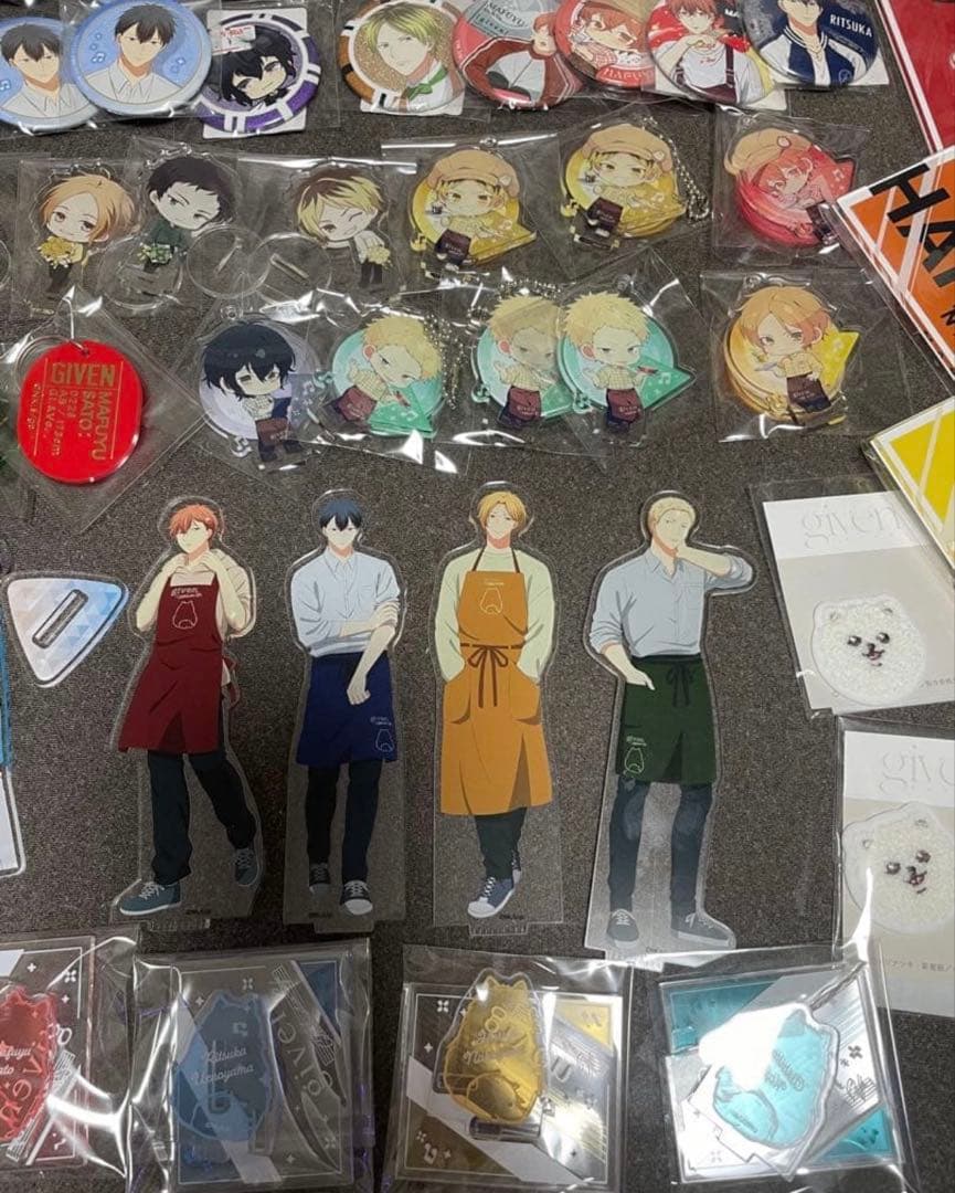 ギヴン アクスタ 缶バッジ まとめ売り スイパラ