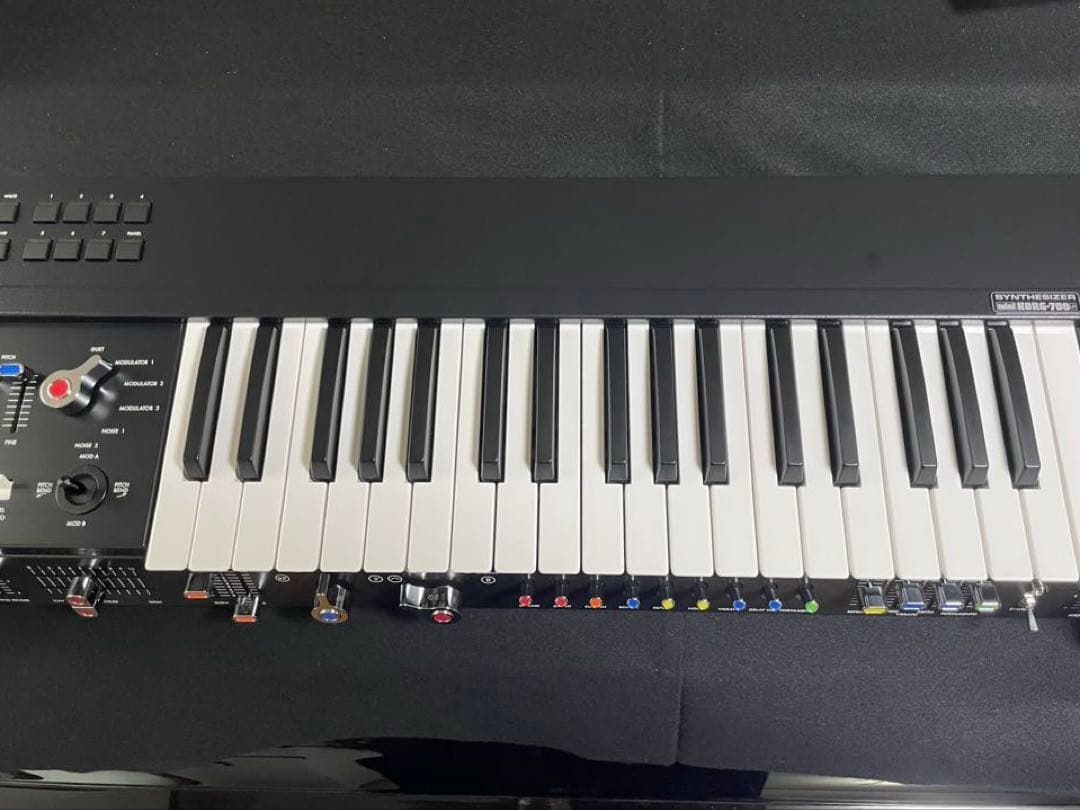 mini KORG-700S アナログシンセサイザー