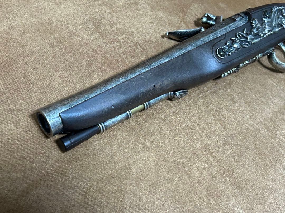 美品 動作確認済みKTW フリントロックピストル　エアコッキング